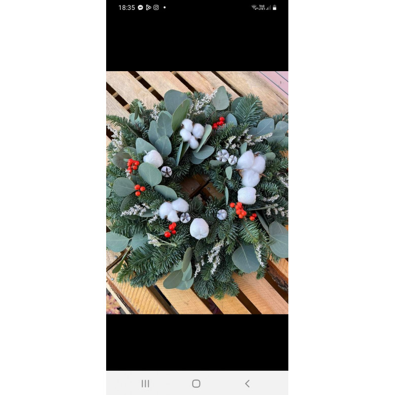 Věnec eucalyptus, bavlna a ilex