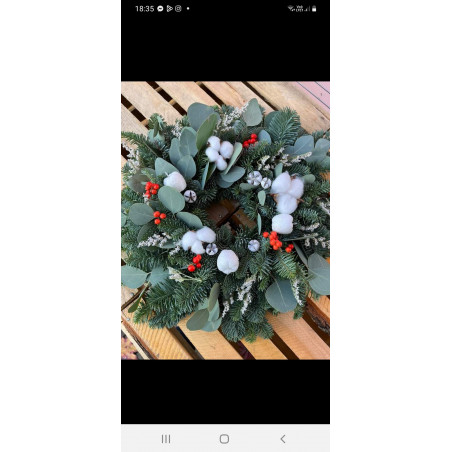 Věnec eucalyptus, bavlna a ilex
